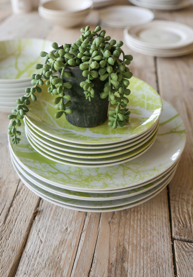 Assiette de table en mélamine verte - Collection Jardin